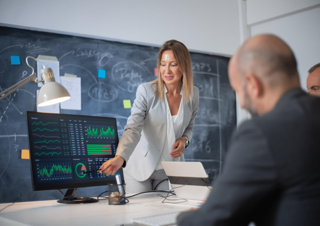 Illustration comparant différents types de solutions de Business Intelligence